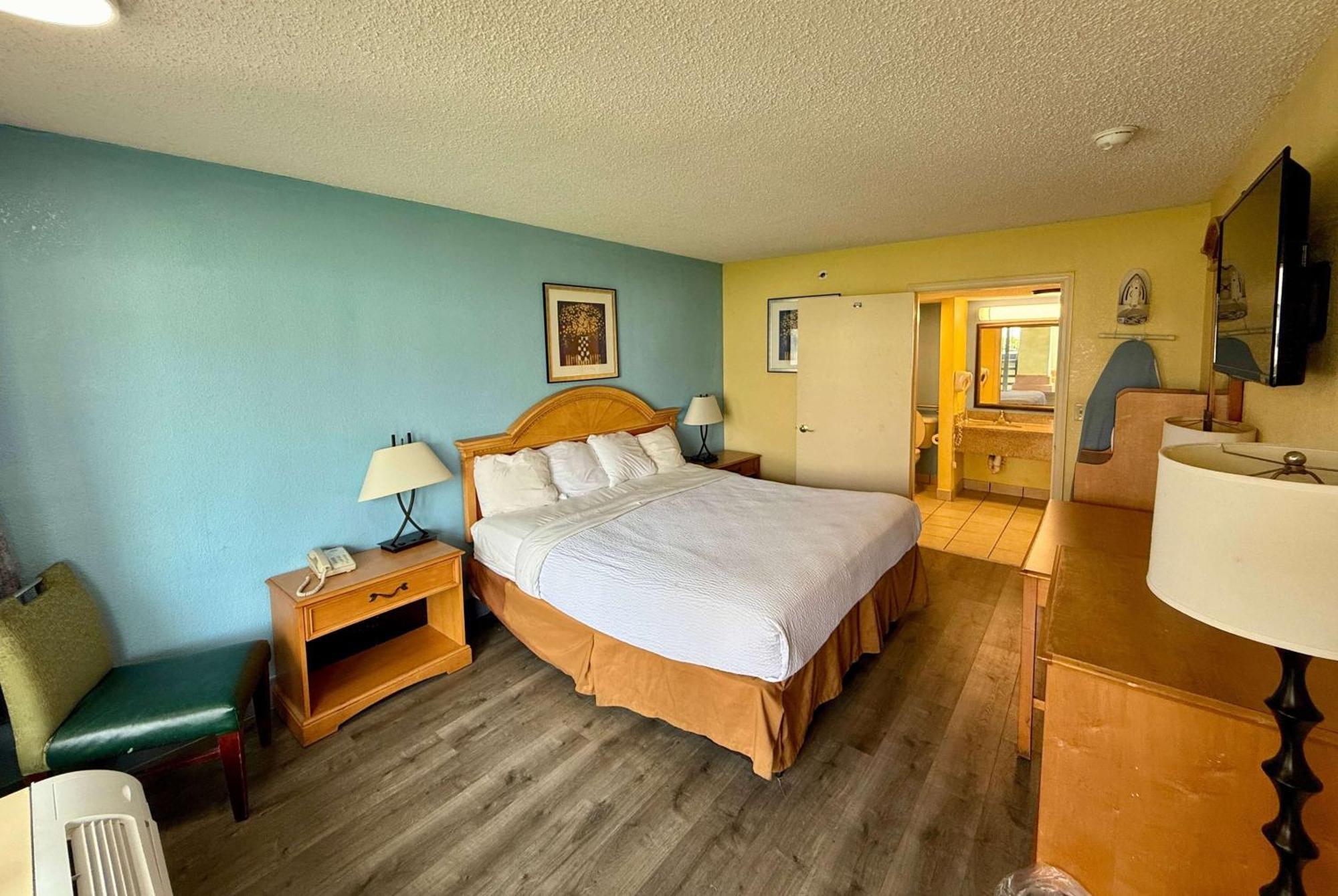 Days Inn By Wyndham Ruther Glen Kings Dominion Area Екстериор снимка