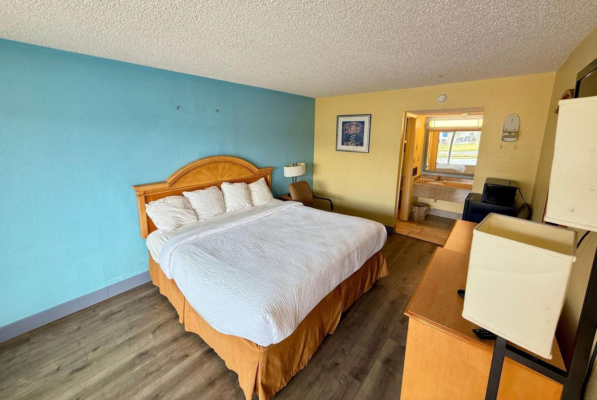 Days Inn By Wyndham Ruther Glen Kings Dominion Area Екстериор снимка