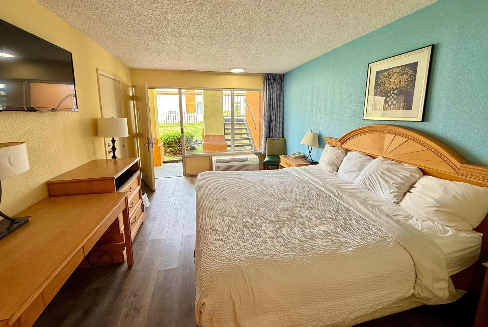 Days Inn By Wyndham Ruther Glen Kings Dominion Area Екстериор снимка
