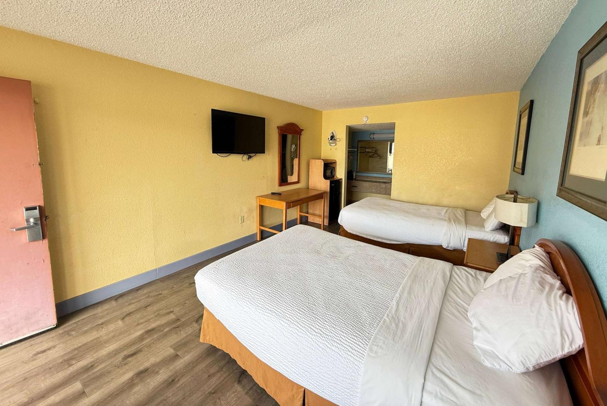 Days Inn By Wyndham Ruther Glen Kings Dominion Area Екстериор снимка