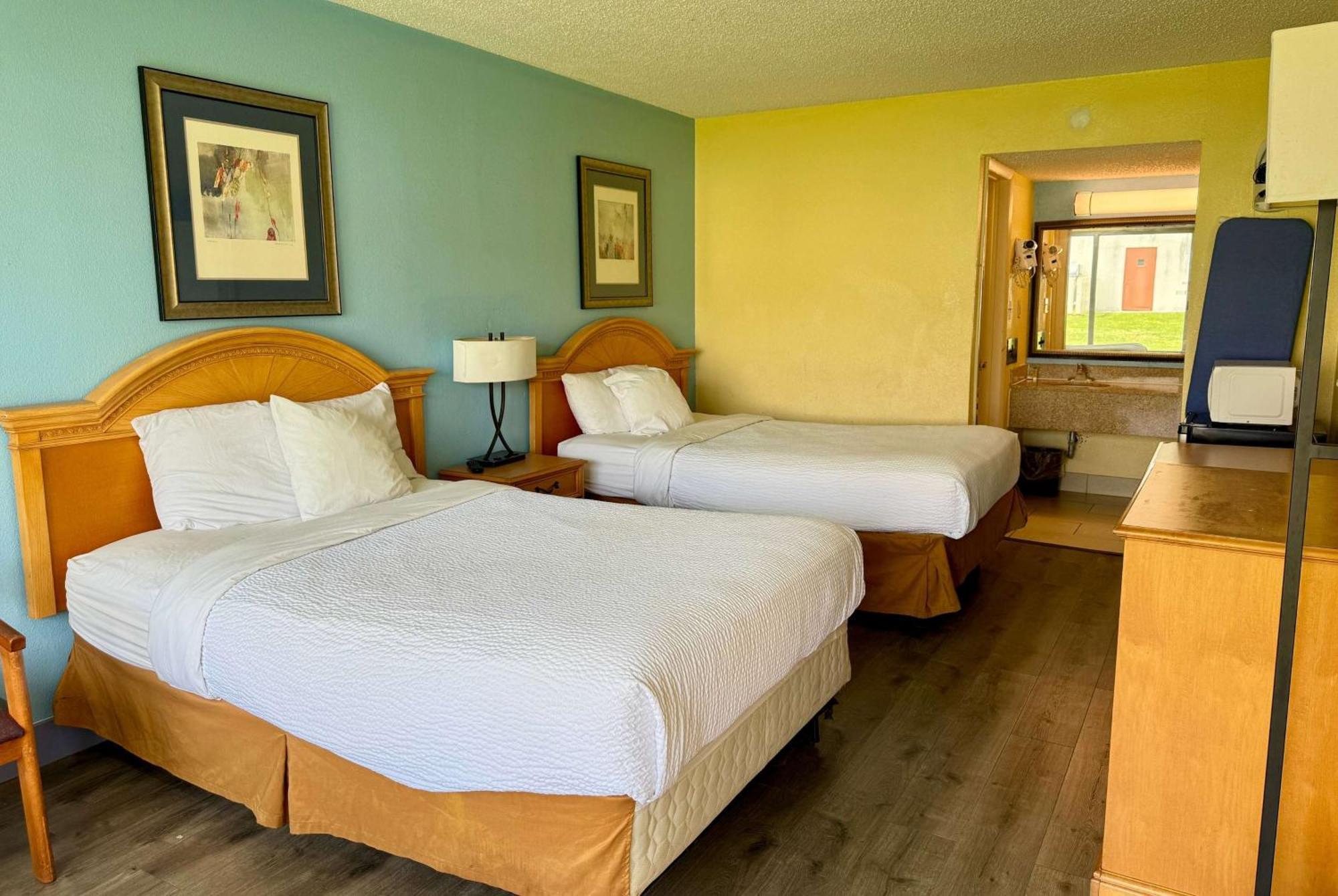 Days Inn By Wyndham Ruther Glen Kings Dominion Area Екстериор снимка