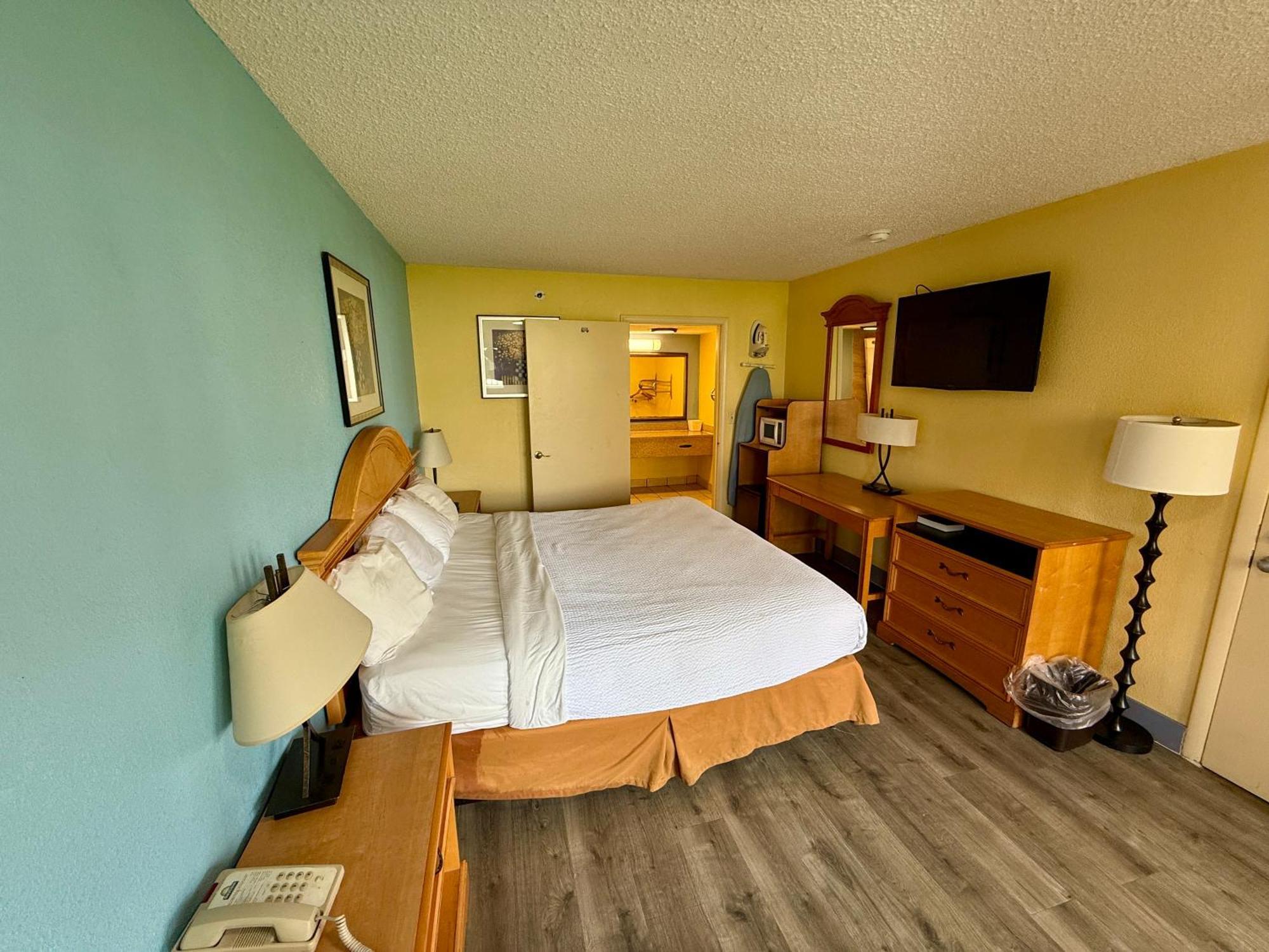 Days Inn By Wyndham Ruther Glen Kings Dominion Area Екстериор снимка