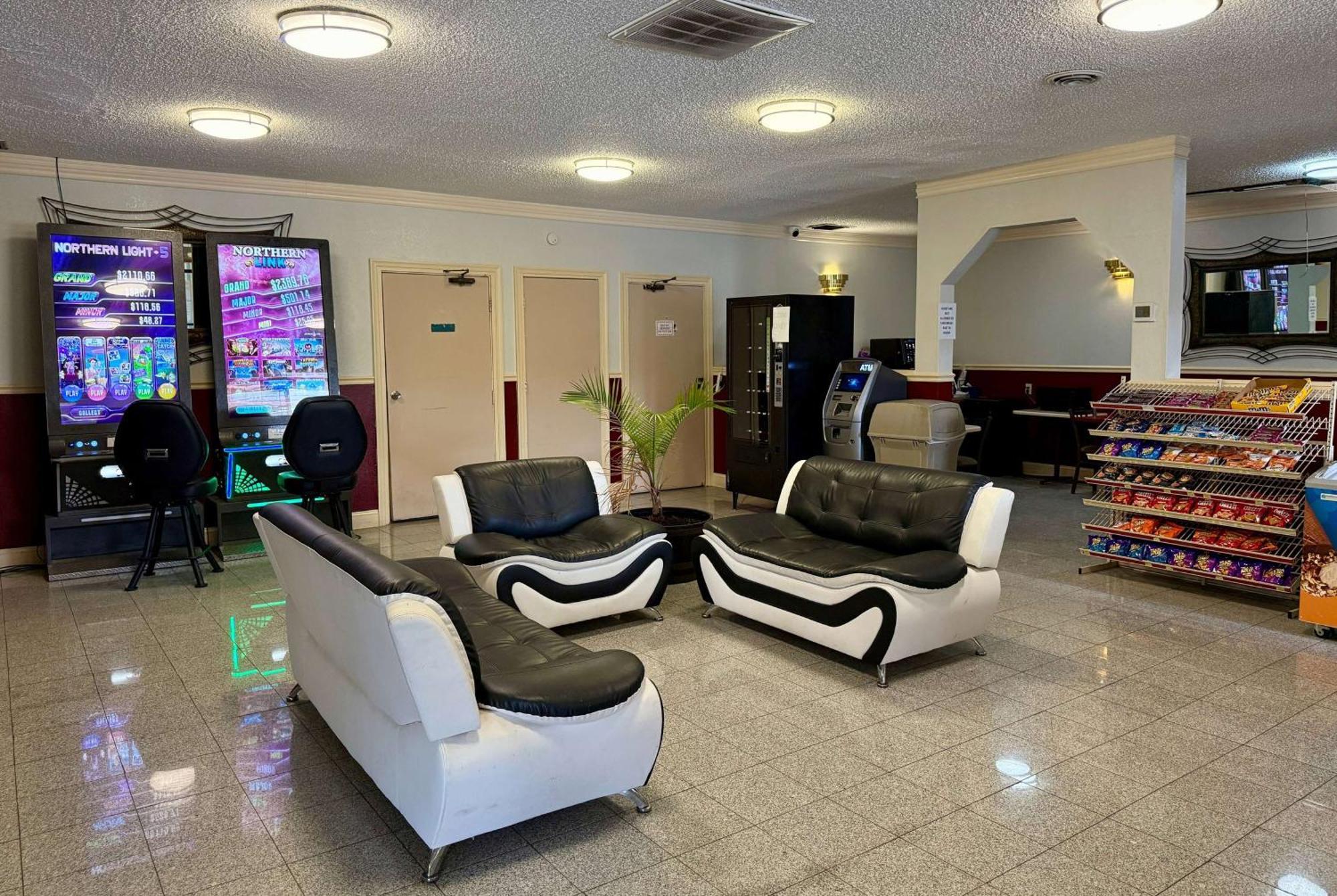 Days Inn By Wyndham Ruther Glen Kings Dominion Area Екстериор снимка