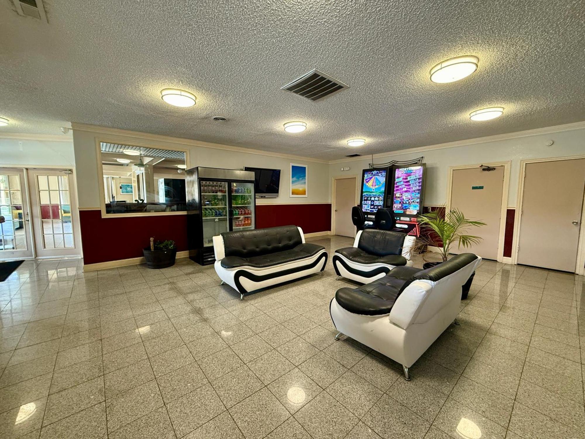 Days Inn By Wyndham Ruther Glen Kings Dominion Area Екстериор снимка