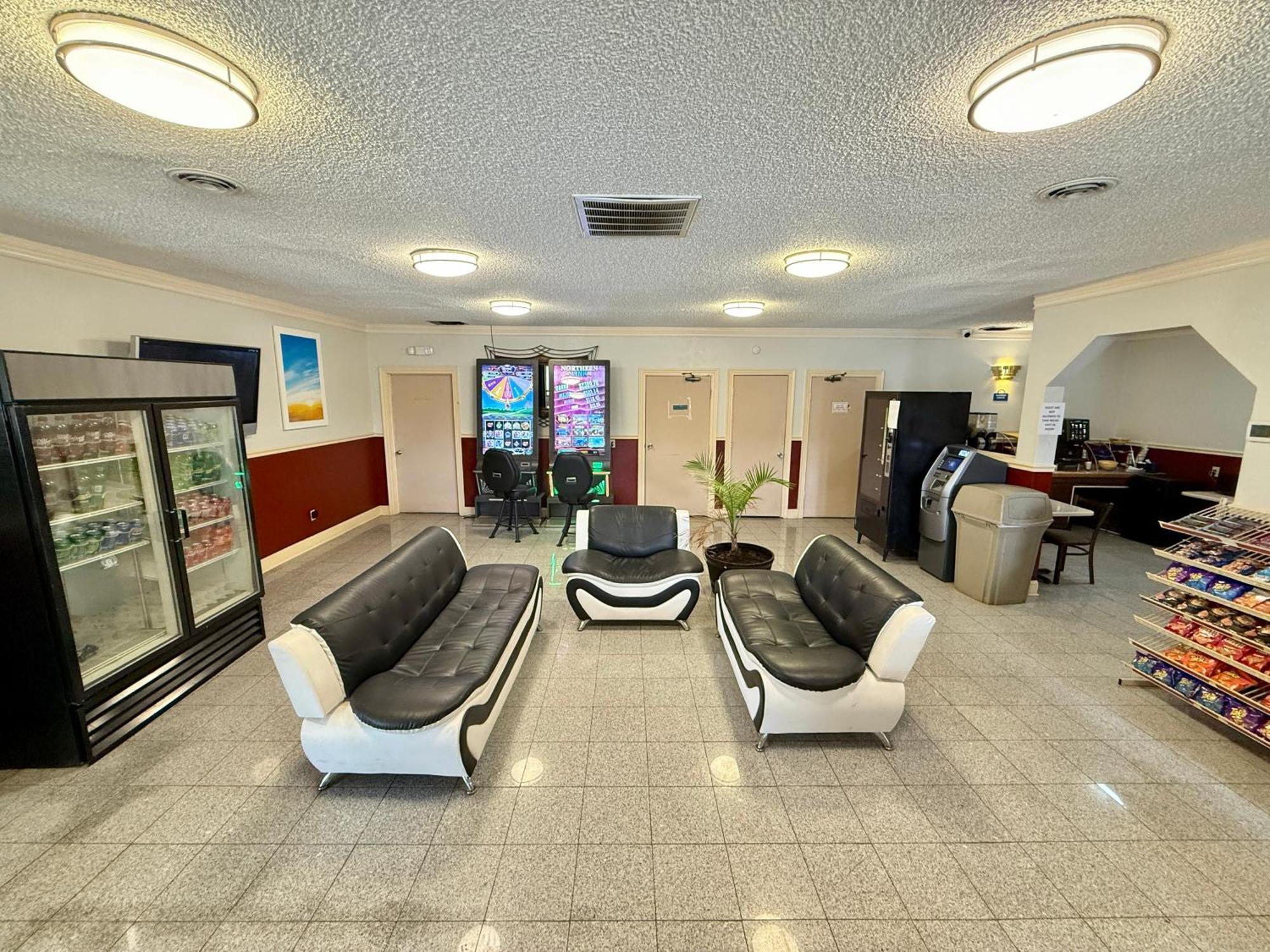 Days Inn By Wyndham Ruther Glen Kings Dominion Area Екстериор снимка